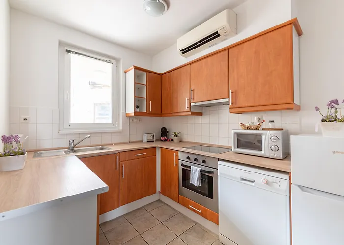 Ferienvermietung: Nova Apartments