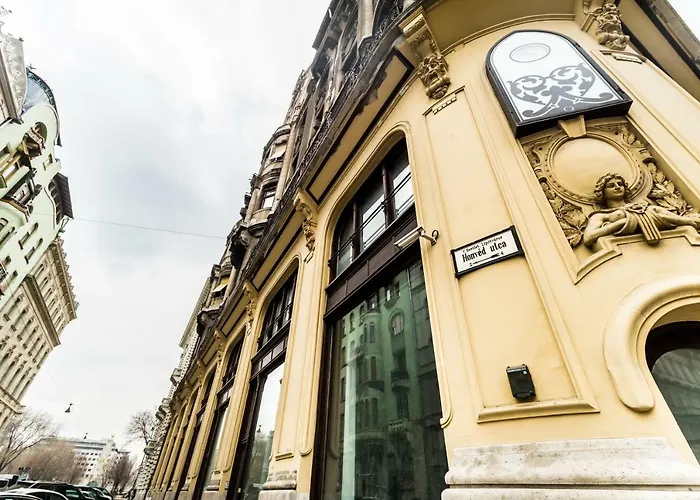 Budapest Art Nouveau Apartment